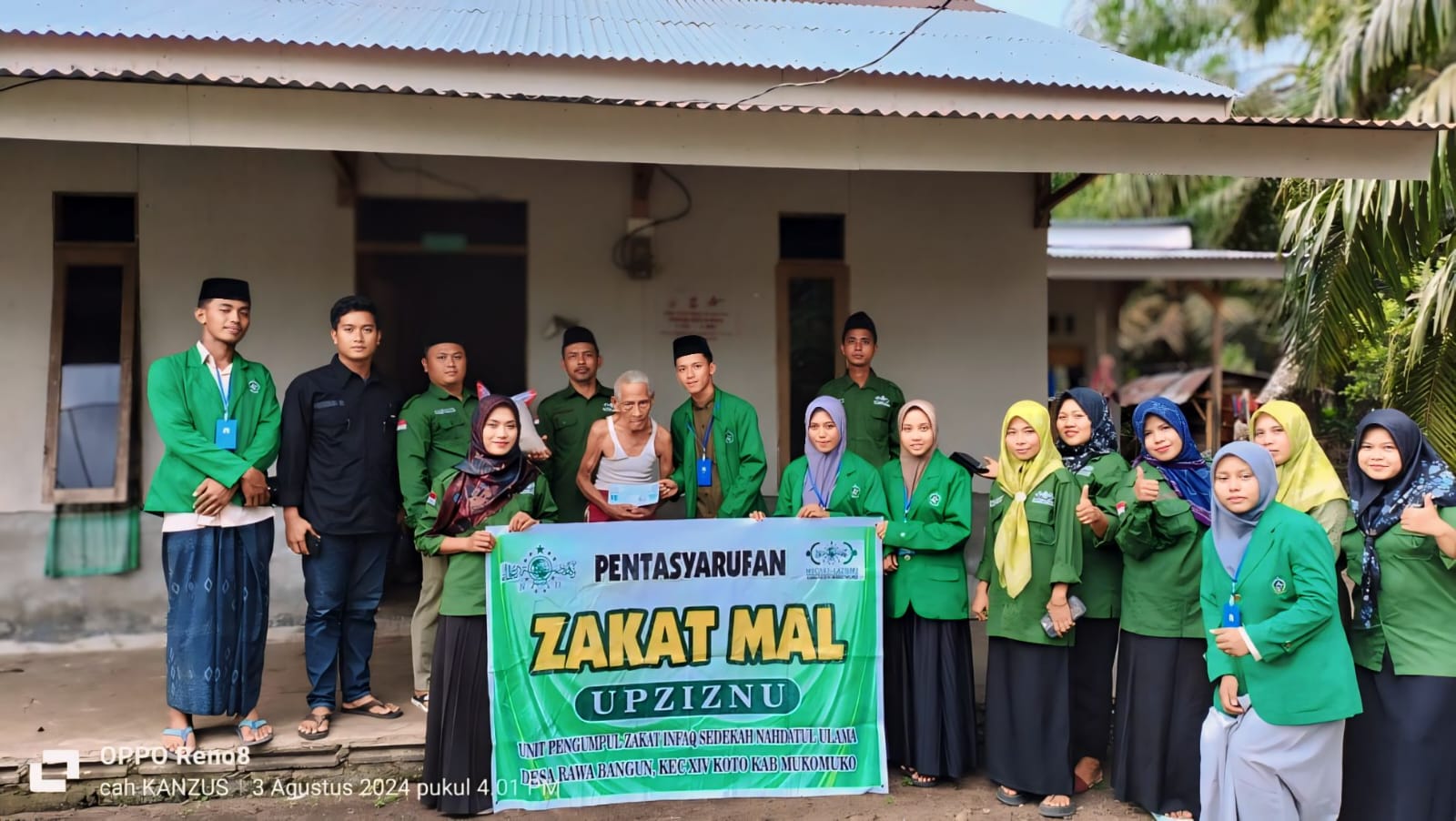 Lazisnu Mukomuko dan Upzisnu Rawa Bangun Distribusikan Zakat Mal kepada Masyarakat yang Berhak