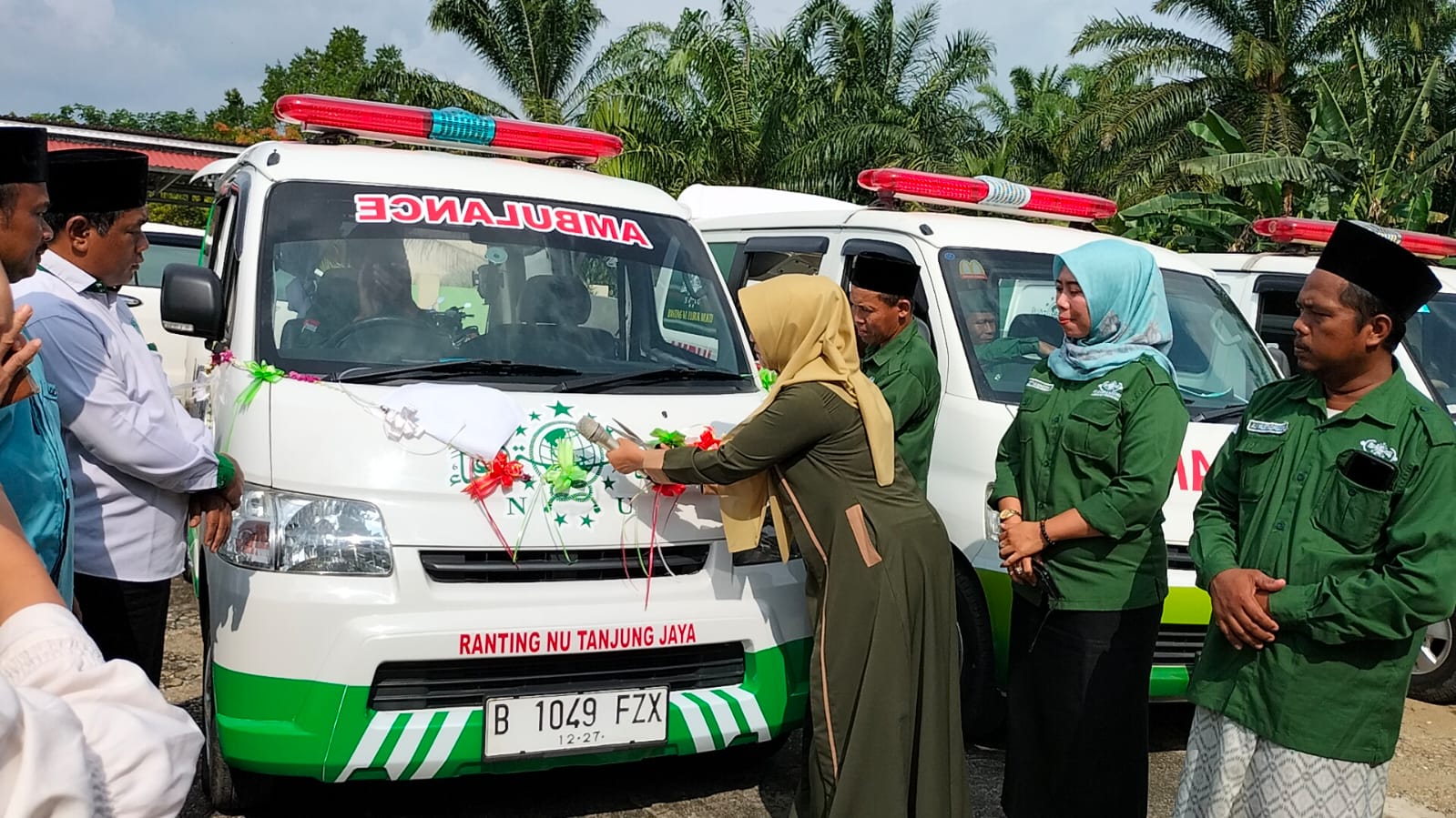 Lazisnu PCNU Mukomuko Launching Ambulance Peduli Ke Sembilan di Desa Tanjung Jaya Ipuh